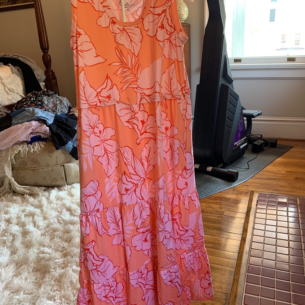 Cuddliduds flex wear floral tiered dress. NWOT